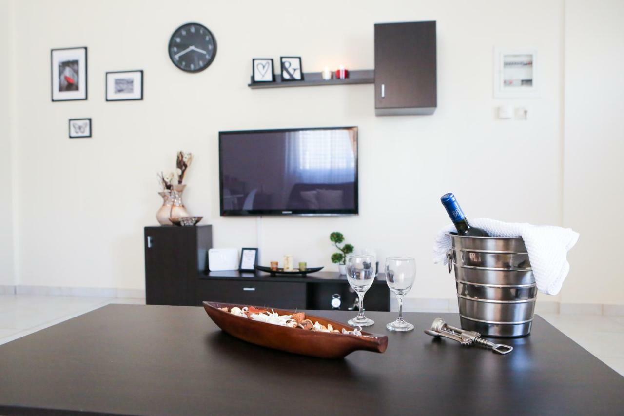 Modern And Quiet Few Minutes From The City Center 테살로니키 외부 사진